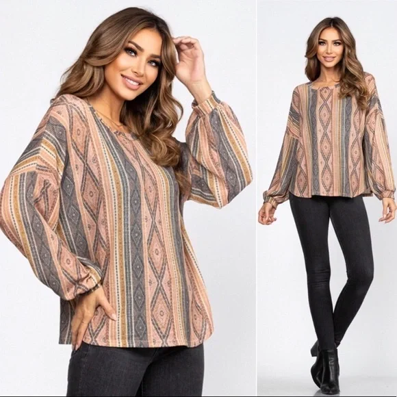 LAST ONE: USA Made Aztec printed long sleeved women’s comfy fall blouse top - Picture 1 of 3